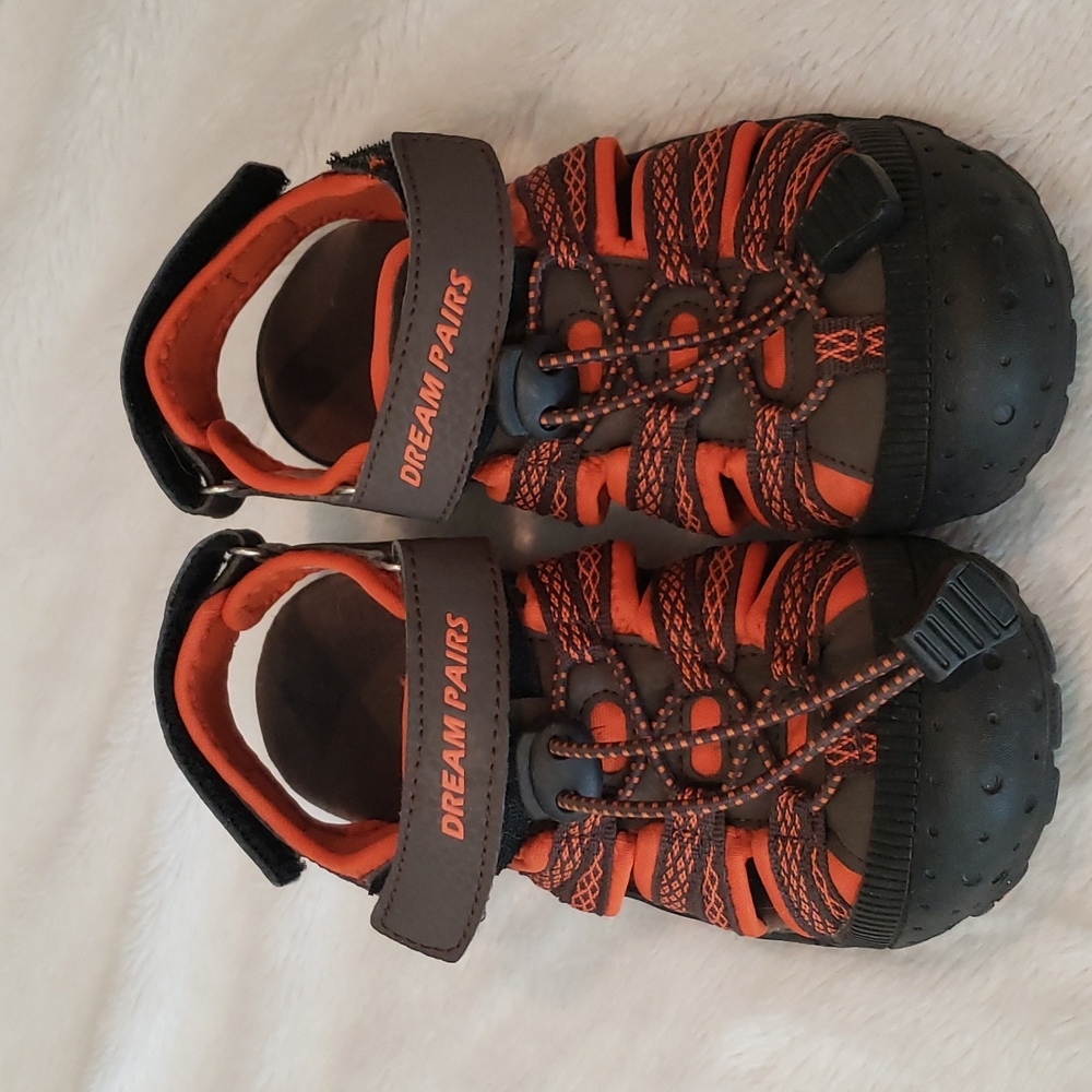 Boys sandals